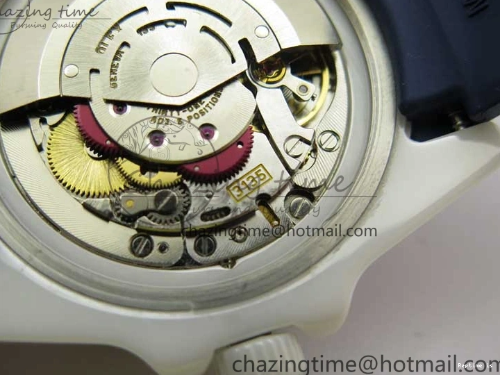 0104 Submariner 40mm White Ceramic 5GF Best Edition Dark Blue Dial on Blue Rubber Strap SA DailyWear 2486